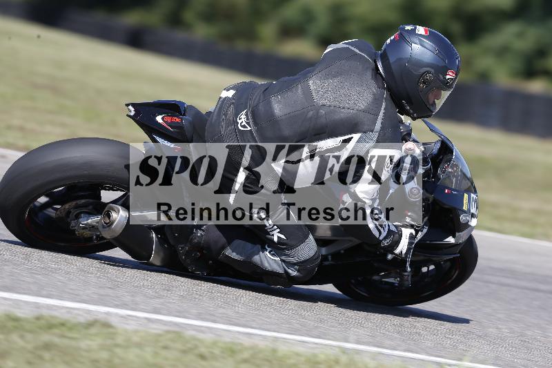 Archiv-2025/49 26.08.2025 Cornu Master School ADR/blau-bleu/13